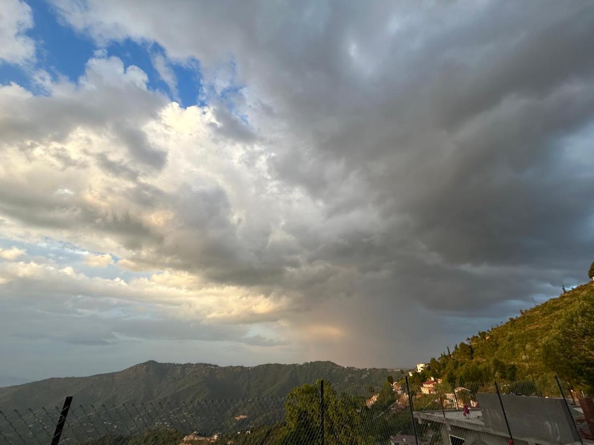 Wincliff Orchard Resort Mukteshwar Exteriér fotografie